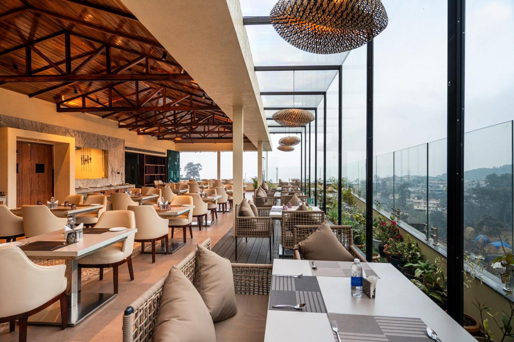 The White Rock Inn & Dine Shillong Exterior photo